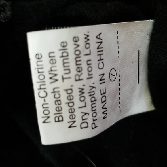 SHEIN • peekaboo back | M - Picture 7 of 7